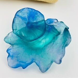 Exquisite Daum France Signed Blue Crystal Morning Glory Art Piece Rare